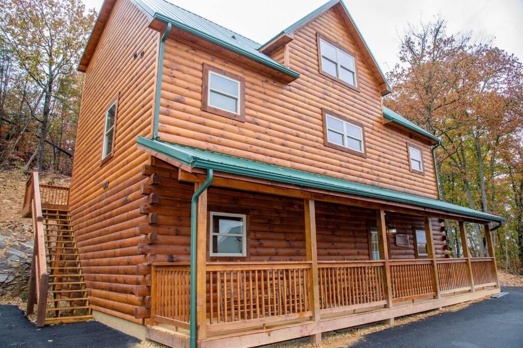 Spacious 2800 Sq Ft-Cozy Wood Cabin-New Build Пиджен-Фордж Экстерьер фото